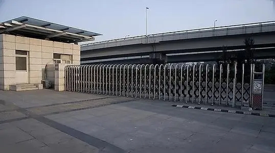 漳州福建伸缩门的维护保养方法